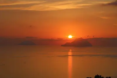 Image de DonkeyIsland - sea and sunset view apartments