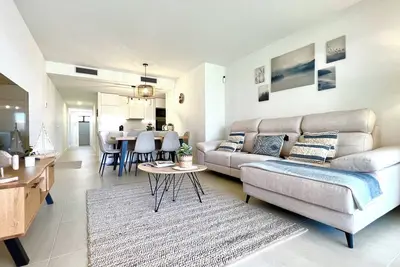 Image de Beautiful apartment with sea views