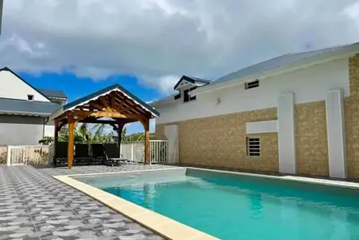 Image de Homerez - Maison spacieuse à Deshaies avec piscine partagée