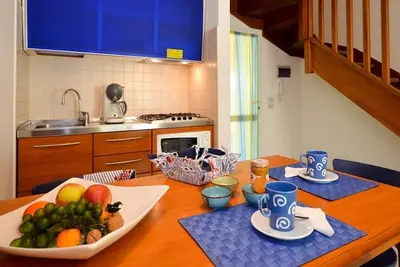Image de Maison avec jardin privé et piscine