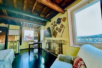Image de Ducal Tower Historical Home - Penthouse 300th city view (2 of 3 units).
