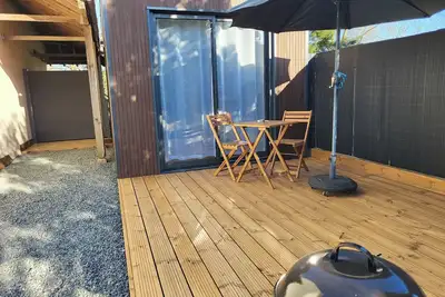 Image de Chez LilYves\nTiny House toute équipée, cosy, au calme proche forêt et balades