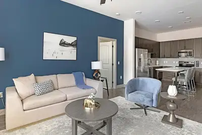 Image de Landing | Stunning 2bd, Courtyard, Gym