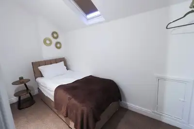 Image de Modern 4 Bedroom House in Central Nottingham - Close to City Centre and Sherwood