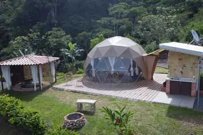 Image de Las Colinas Glamping - Domo #1