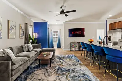 Image de Spacious Athens Retreat | 2 king beds | Near Uga