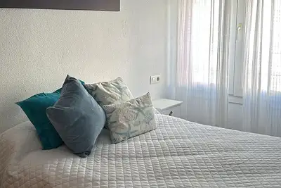 Image de Charming 3-bedroom apartment with WiFi and Ac in lovely Cádiz