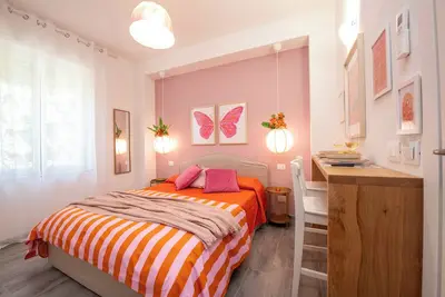 Portovenere Room With Pvt Bath & Kitchnette aMoneglia| 2min walk to the beach