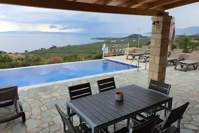 Image de Sunset Villa 1 - Your Place in the Sun! \nPrivate infinity pool + 180degree views