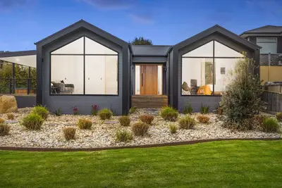 Image de La Sabbia - Outdoor Entertaining including Spa - Rosebud