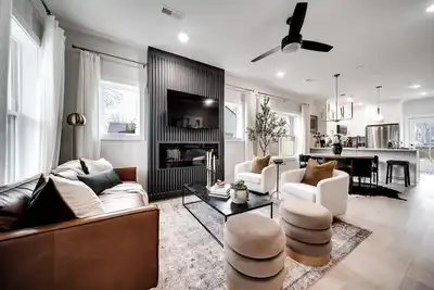 Image de The Boro Suite - 3br Near Dt & Mtsu w/ Ping Pong