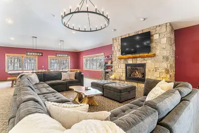 Image de The Lodge | Private Heated Indoor Pool and Hot Tub