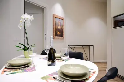 Image de Green Donatello Elegant harmony by Hospity