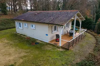Image de Gîte Millepertuis – Évasion en Périgord Noir avec Piscine Partagée, Terrasse et Cadre Naturel