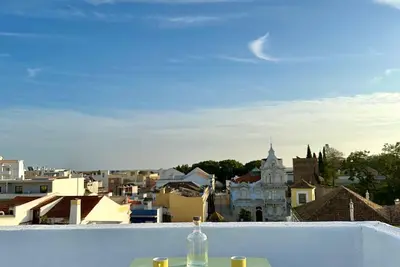 Image de Appartement de luxe au centre-ville - Confort au cœur de Faro