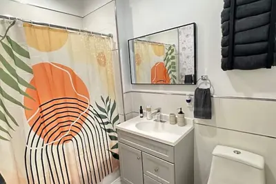 Image de Bayonne Dual Suite | Sleeps 11