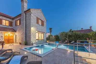 Image de Villa Green House Unna by Istrabook