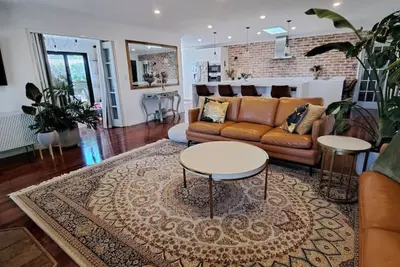 Image de Coastal Getaway – The Duncraig Beach House