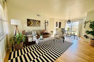 Image de Cozy Casita Recently Renovated