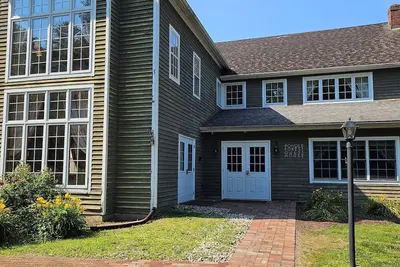 Image de Powder Forest Guest House features 6 individual hotel rooms.