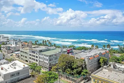 Image de 180 Degrees of Blue Caribbean Seas