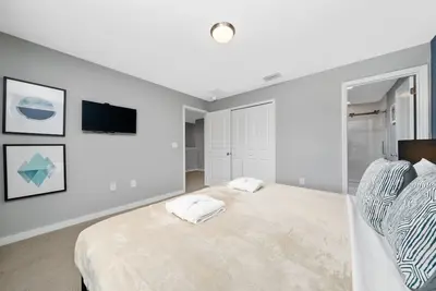 Image de Dreamy 4bd Hideaway with Pool and Bbq Minutes to Disney