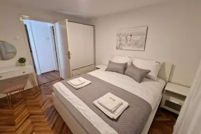 Image de Appartement d'une chambre avec le balcon et la vue sur le mer Selce, Crikvenica (A-23909-b)