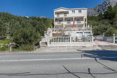 Image de Appartement de trois chambres avec le balcon et la vue sur le mer Podgora, Makarska (A-23916-b)
