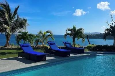 Image de Panoramic Ocean View 6-bedroom villa & guest home - WiFi, Ac min from Ocho Rios