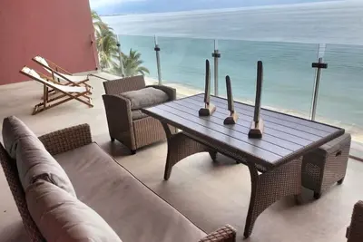 Image de Bucerías Beachfront Condo - Close to Puerto Vallarta, Away from the Crowds!