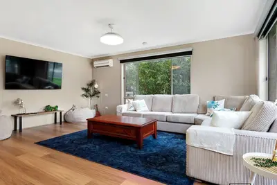 Image de Steps to Beach & Local Shops | Myamba Sands