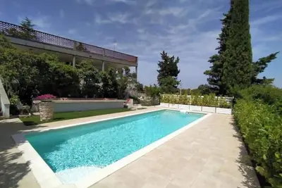 Image de The house in the woods