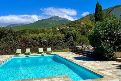 Image de Villa luxueuse avec piscine au cœur du maquis à 5' de route de St Florent