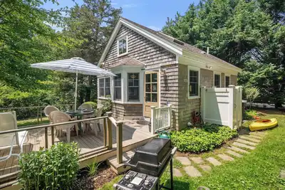 Image de Walk to Beach, Close to Town!