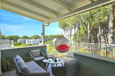 Perla Modern Penthouse 217