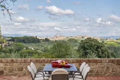 Image de Villa à Sienne avec 5 chambres à coucher, 12 couchages