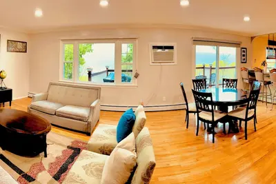 Image de Charming house in Yonkers with Hudson River View and close travel to get to Nyc
