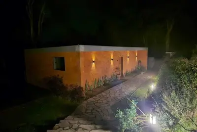 Image de Cozy house in the Valley of the Vines. Among the trees, Immersed in nature.