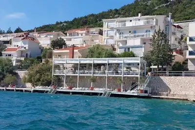 Image de Apartment with Terrace