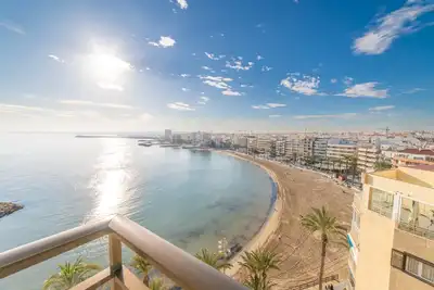 Image de Frontline Apartment Sea Views - Pool - Center