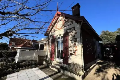 Image de 056 - Charmante Villa im Stadtzentrum