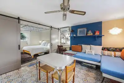 Image de Welcome to the Mushroom Capital of the World!