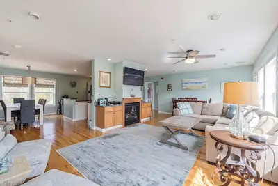 Image de Three Bedroom in Wells, Maine in Gated Condominium Community