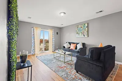 Image de Faith's Charming 3-bedroom 2 Bathroom with WiFi in welcoming Newark