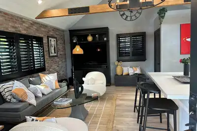 Image de Tranquil cottage with Ac in charming Los Angeles