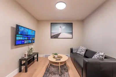 Image de New Luxury 2br, 1 Br, Living Space & Kitchen Near Downtown Halifax