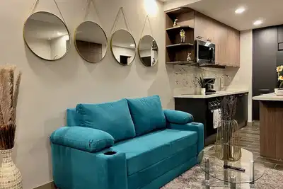 Image de Luxury studio apartment near the airport