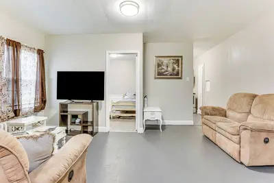 Image de Apt 4 Mi to Youngstown State University!