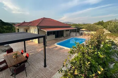 Image de Superbe maison à Zadvarje