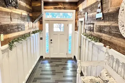 Image de New Listing•YesPets•FamilyFriendly•OneLevel•Hot Tub•GameRoom•FencedYard•Firepit